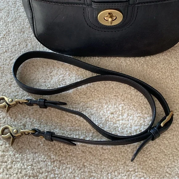 Coach Willis Legacy Leather Turn-lock Crossbody/Shoulder Bag StyleNo.G1269-19132 - Picture 3 of 17